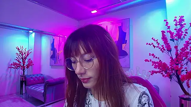 Lilith tayylor online show from 02/02/26, 11:31