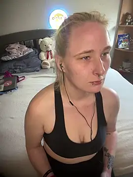 Snapshot of PurpleHazexx chatting on 03/04/26, 11:38 PurpleHazexx online show from 03/04/26, 11:38