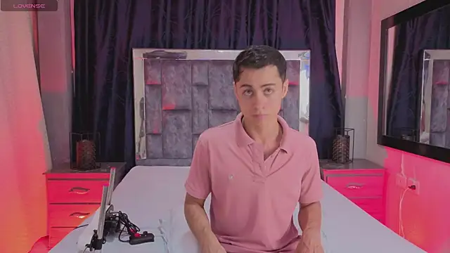 LeoMonnroe online show from 04/12/26, 04:45