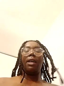 Snapshot of Kokohayes chatting on 03/01/26, 05:20 Kokohayes online show from 03/01/26, 05:20