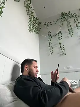 Ser02hot latino online show from 03/04/26, 04:35