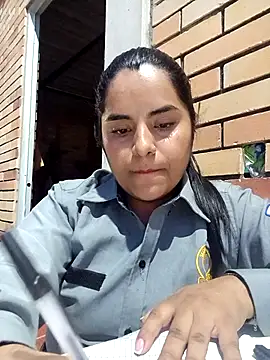 Isabel 3 online show from 02/08/26, 11:19