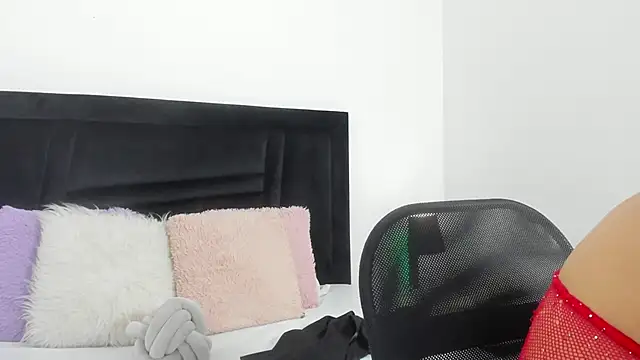 Snapshot of Naugthy_Sara chatting on 02/12/26, 07:09 Naugthy Sara online show from 02/12/26, 07:09