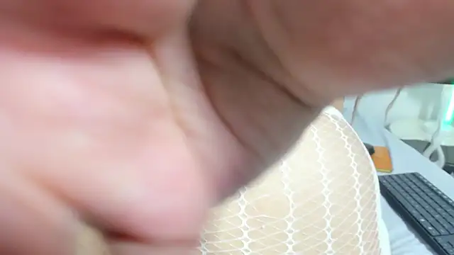 Snapshot of Naugthy_Sara chatting on 02/26/26, 07:02 Naugthy Sara online show from 02/26/26, 07:02