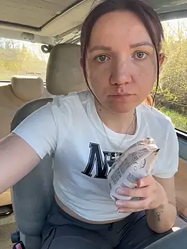 Marina und Jayden online show from 04/22/26, 03:24