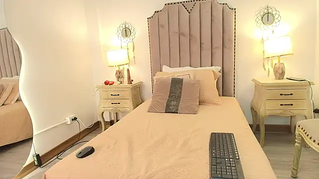 kimberly colle7 online show from 05/31/26, 02:53