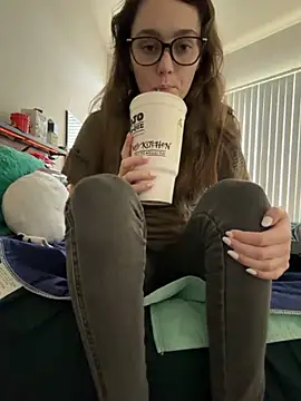 Snapshot of julia4thewin chatting on 03/04/26, 09:10 julia4thewin online show from 03/04/26, 09:10