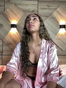 LeslyCooper1 online show from 01/17/26, 12:32