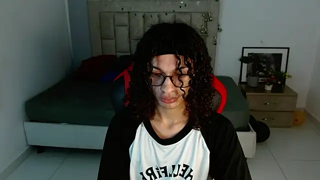 Axel fox77 online show from 01/09/26, 11:39