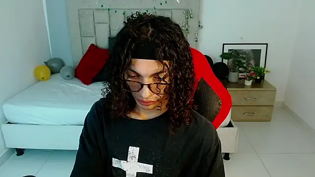 Axel fox77 online show from 01/12/26, 12:05