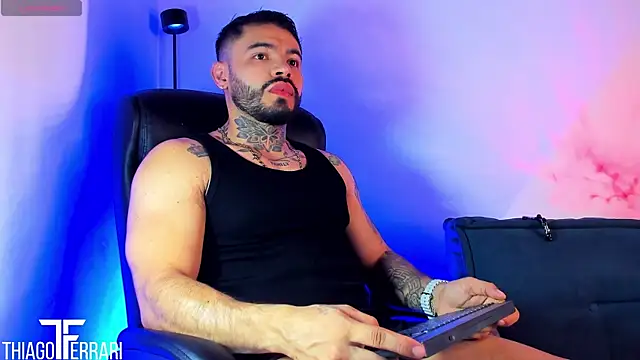 thiago ferrari  online show from 04/11/26, 04:39