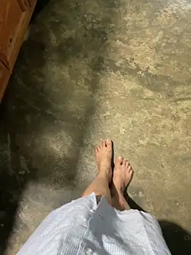 Snapshot of Ginny_2x chatting on 02/22/26, 09:57 Ginny 2x online show from 02/22/26, 09:57