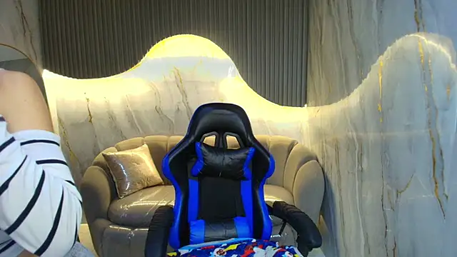 katalina r  online show from 02/12/26, 03:34