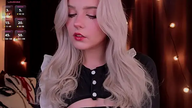 Snapshot of ShyniAlice chatting on 02/08/26, 04:38 ShyniAlice online show from 02/08/26, 04:38