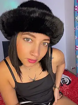 Carita traviesa4 online show from 04/11/26, 01:54