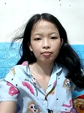 Snapshot of Chammy720 chatting on 05/18/26, 01:50 Chammy720 online show from 05/18/26, 01:50
