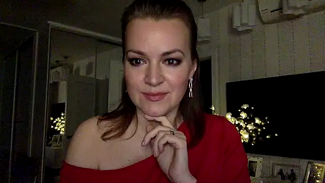 Ivoryne online show from 03/04/26, 11:55