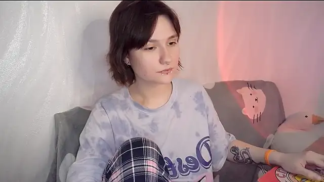 UwuJudy Osas online show from 04/14/26, 10:38