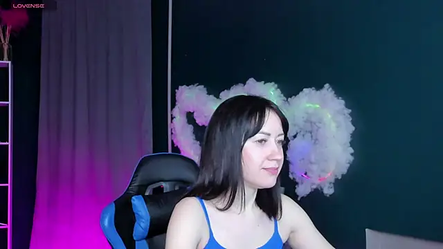 Amily Warren online show from 03/06/26, 02:08