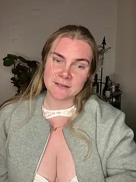 SexyBlondJoanna online show from 02/23/26, 07:55