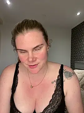 SexyBlondJoanna online show from 02/25/26, 09:57