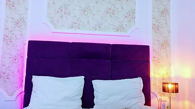 EvelinHill online show from 02/10/26, 05:00