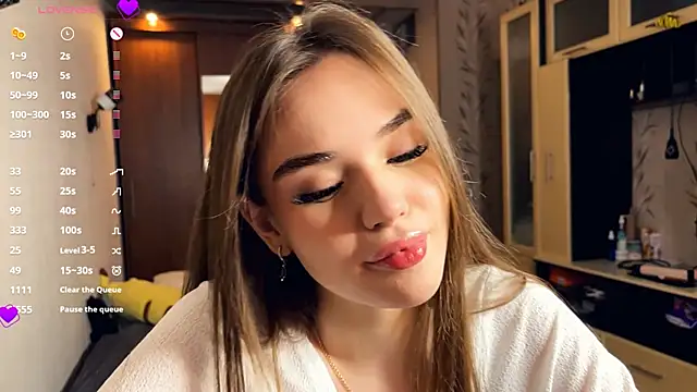 LubaSeirers online show from 04/03/26, 03:10