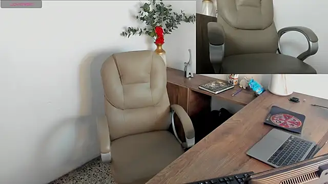 Snapshot of Jay_Grip chatting on 02/17/26, 07:31 Jay Grip online show from 02/17/26, 07:31