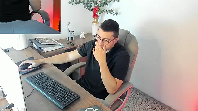 Snapshot of Jay_Grip chatting on 02/25/26, 01:21 Jay Grip online show from 02/25/26, 01:21