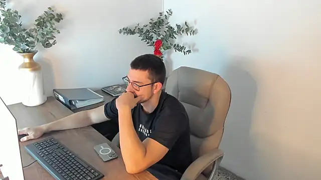 Snapshot of Jay_Grip chatting on 02/27/26, 02:17 Jay Grip online show from 02/27/26, 02:17