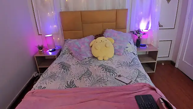 Snapshot of Jenifer_James chatting on 02/12/26, 12:05 Jenifer James online show from 02/12/26, 12:05