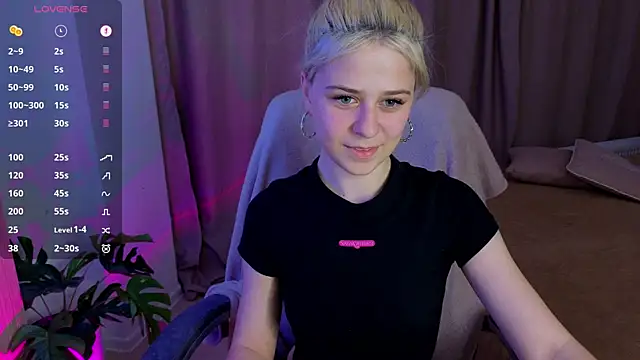 ApheliaStar online show from 06/01/26, 03:14