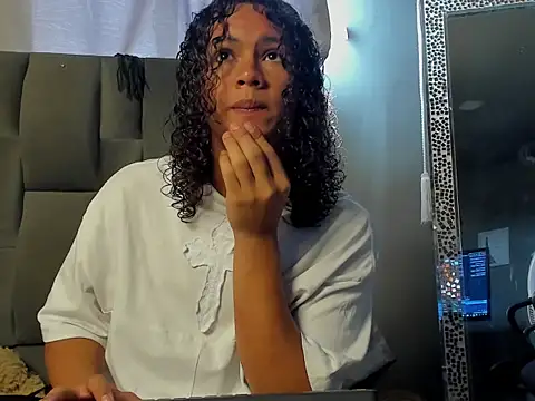 dylaans19 online show from 02/25/26, 02:27