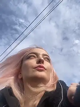 aka Blonde online show from 03/26/26, 09:26