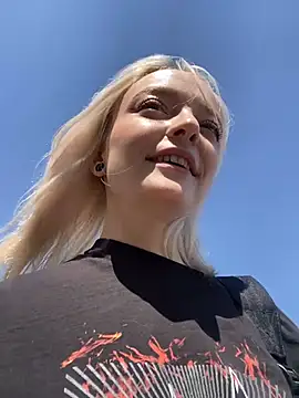 aka Blonde online show from 06/05/26, 08:31