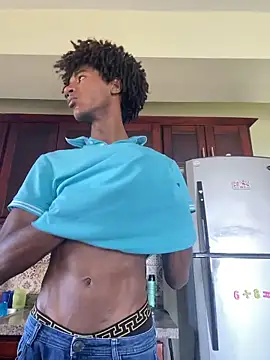 twink gabrielll online show from 04/17/26, 12:30