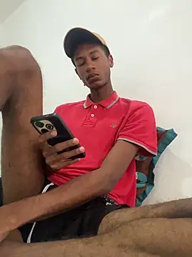 twink gabrielll online show from 06/05/26, 12:55