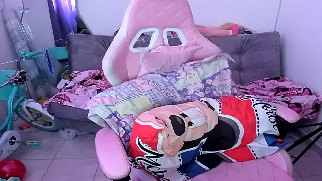 jenniferbodys online show from 04/05/26, 05:10