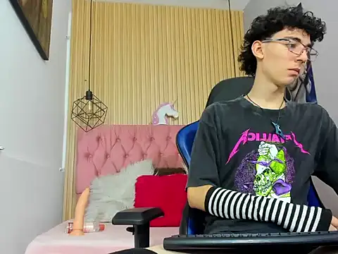 Syriussz online show from 02/15/26, 07:21