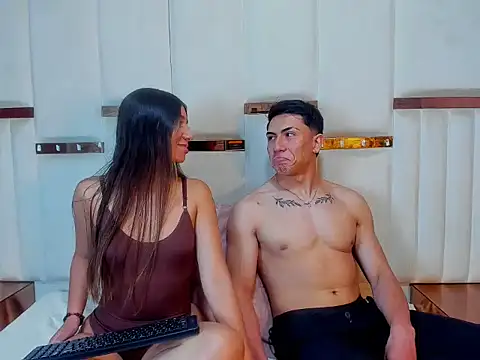 ScarlettAndLucas online show from 01/13/26, 08:25