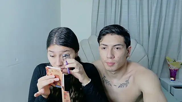 ScarlettAndLucas online show from 05/28/26, 11:35