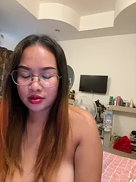 Ponthip online show from 06/21/26, 01:52