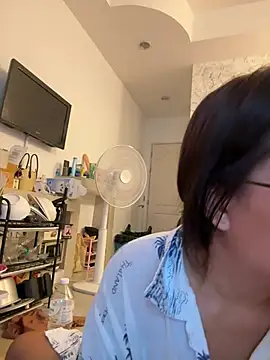 Ponthip online show from 07/20/26, 10:39