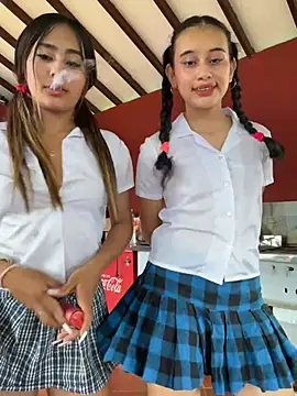 Snapshot of l0lita_emi chatting on 01/31/26, 07:11 l0lita emi online show from 01/31/26, 07:11