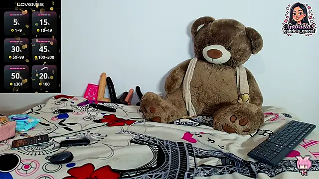 gabriela grace1 online show from 04/30/26, 10:47