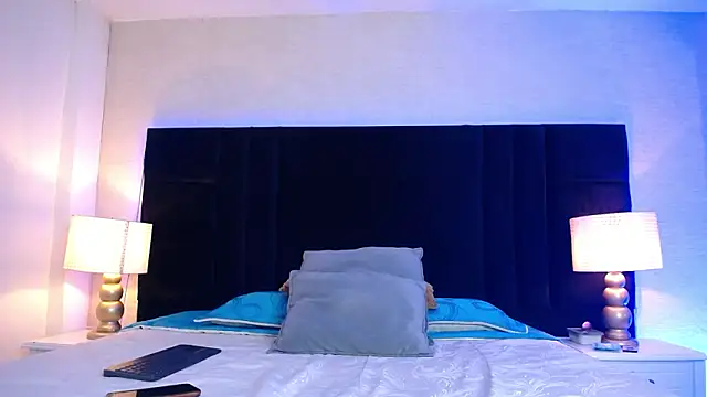 Snapshot of Laurent_Morris chatting on 02/09/26, 02:21 Laurent Morris online show from 02/09/26, 02:21