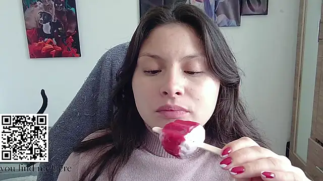 yessica gomez01 online show from 03/31/26, 06:52