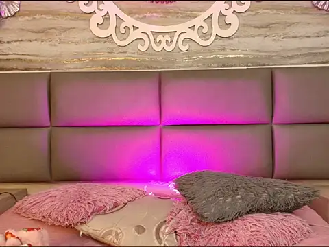 Little Mayy online show from 02/04/26, 12:55