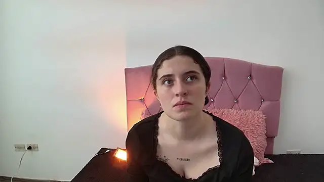 Snapshot of Cherry_Boomxx chatting on 02/27/26, 06:08 Cherry Boomxx online show from 02/27/26, 06:08