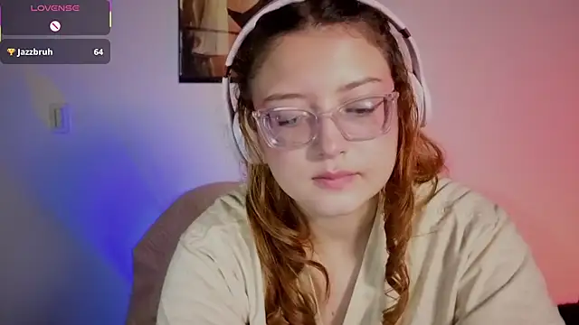 Mia Franklyn online show from 04/28/26, 02:27